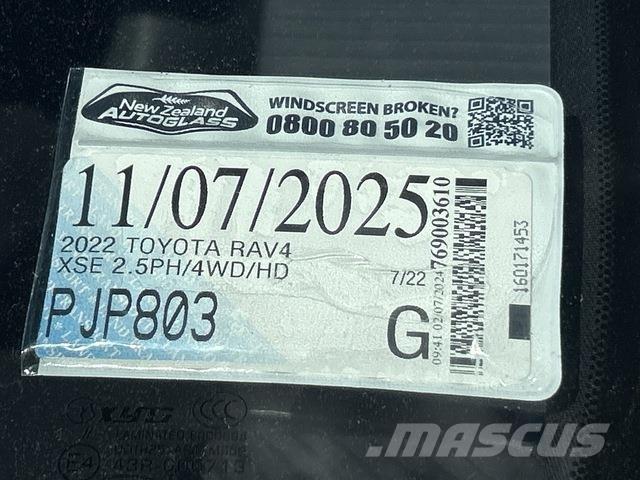 Toyota Rav4 Samochody osobowe
