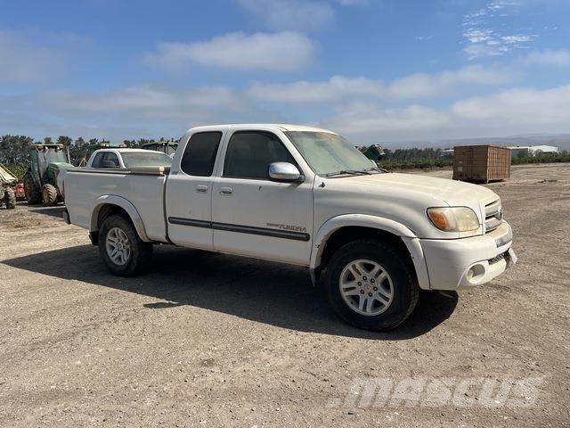 Toyota Tundra Inne
