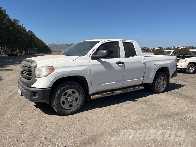 Toyota Tundra Inne