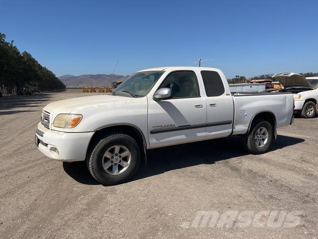 Toyota Tundra Inne