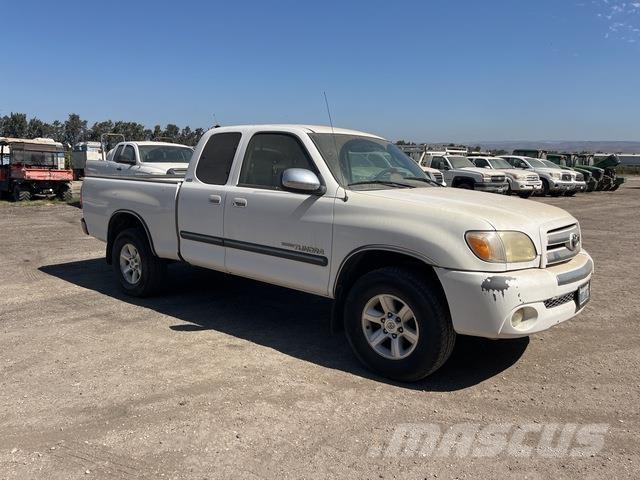Toyota Tundra Inne