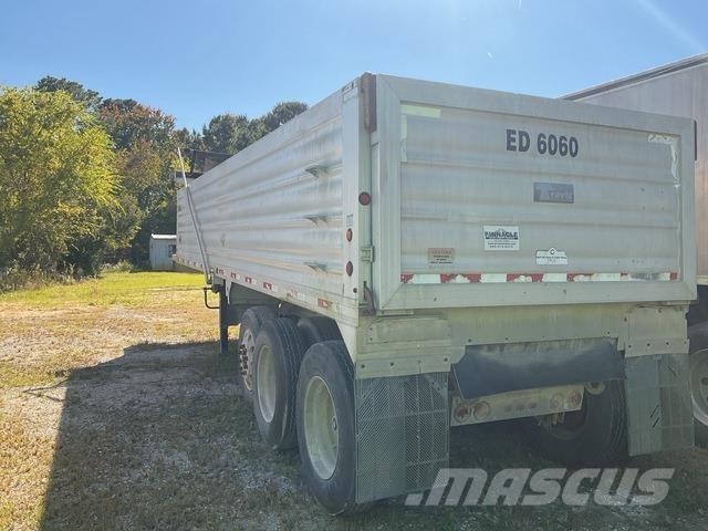 Travis  Przyczepy wywrotki