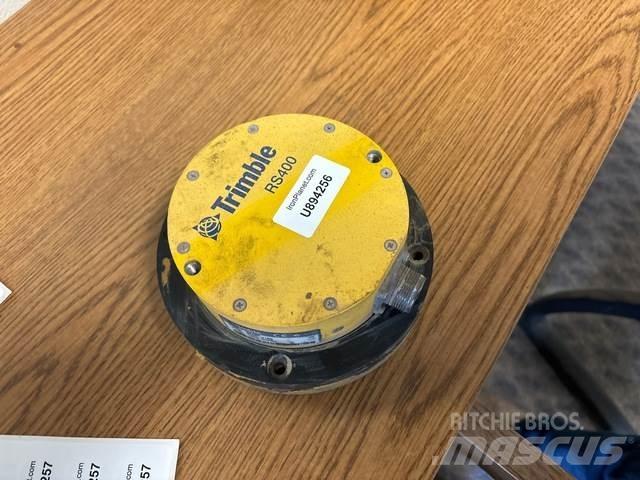 Trimble RS400 Maszyny budowlane - Inne