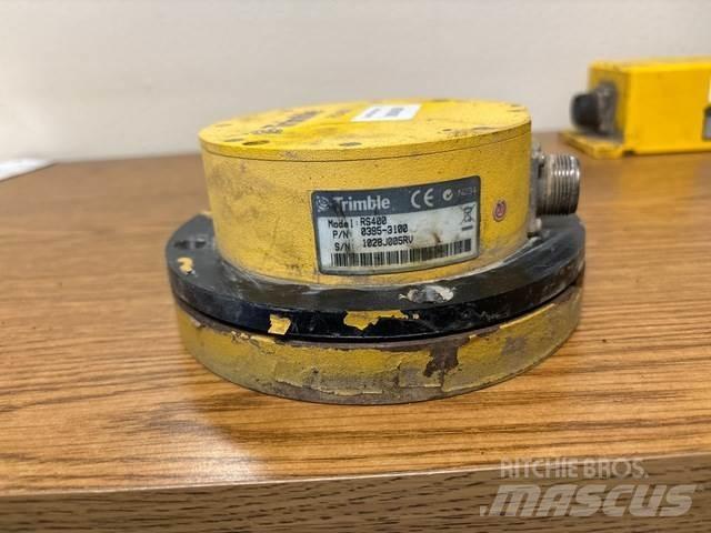 Trimble RS400 Maszyny budowlane - Inne