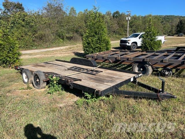 Triple Crown Naczepy do transportu samochodów