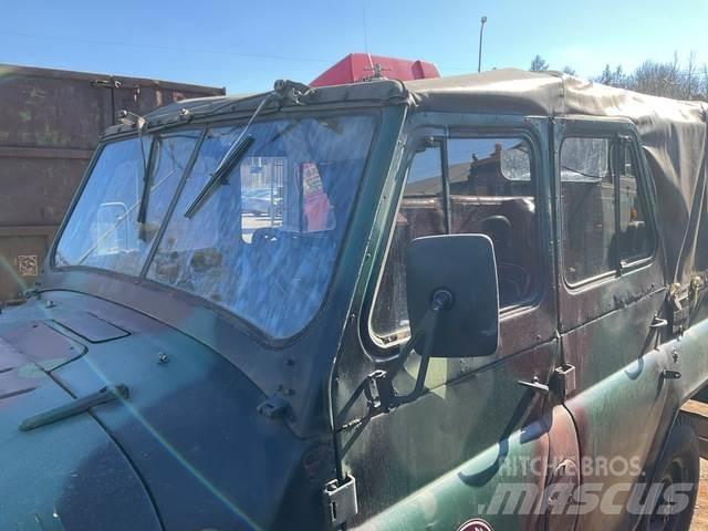  UAZ 469B Samochody osobowe