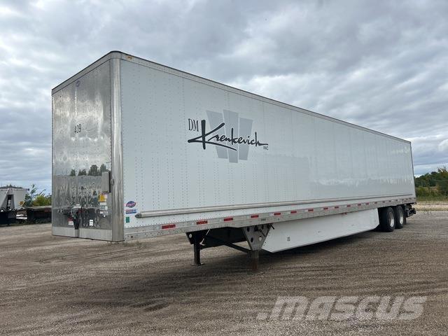 Utility  Przyczepy ze skrzynią zamkniętą