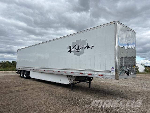 Utility  Przyczepy ze skrzynią zamkniętą