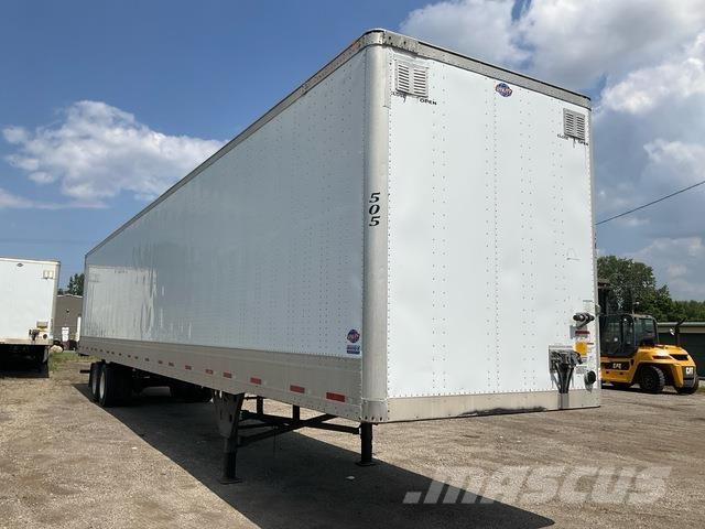 Utility VS2DX Przyczepy ze skrzynią zamkniętą