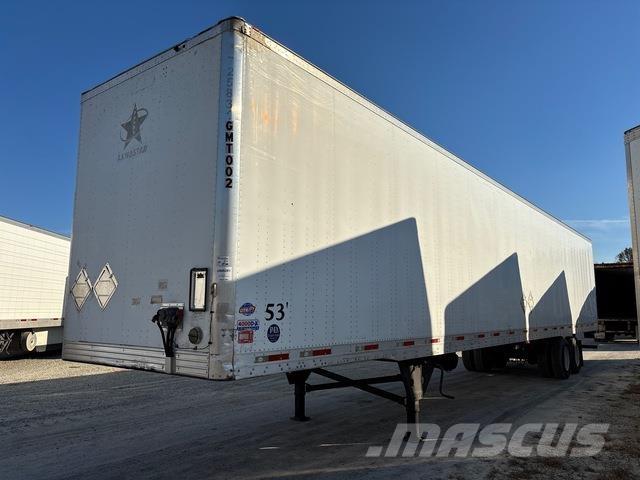 Utility VS2DX Przyczepy ze skrzynią zamkniętą