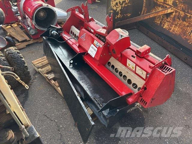 Ventrac EA600 Areatory i wertykulatory