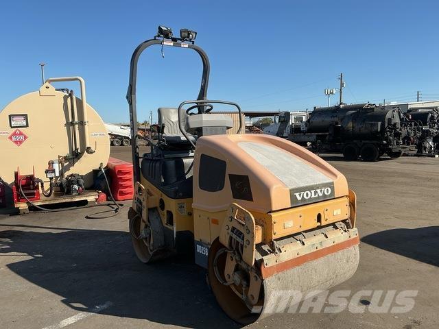 Volvo DD25B Walce dwubębnowe