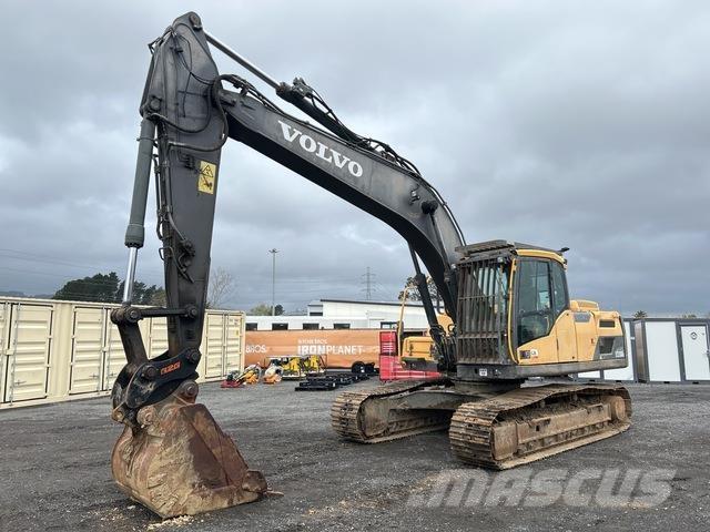 Volvo EC220DL Koparki gąsienicowe
