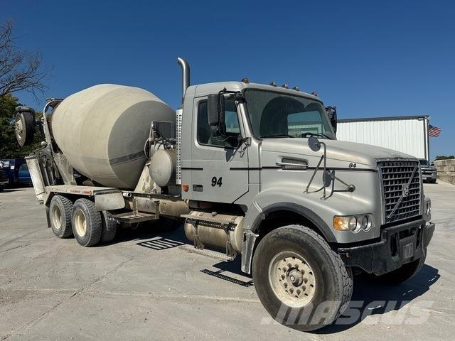 Volvo VHD Inne