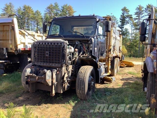 Volvo VHD Lemiesze i pługi śnieżne