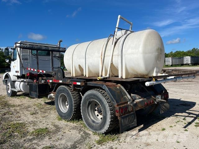 Volvo VHD64 Bramowce