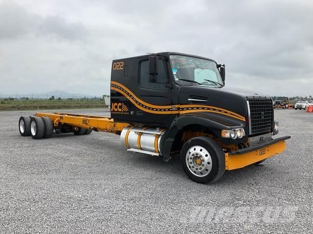 Volvo VHD64F Kabiny i wnętrze