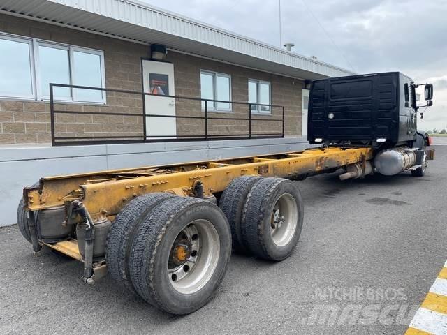 Volvo VHD64F Kabiny i wnętrze