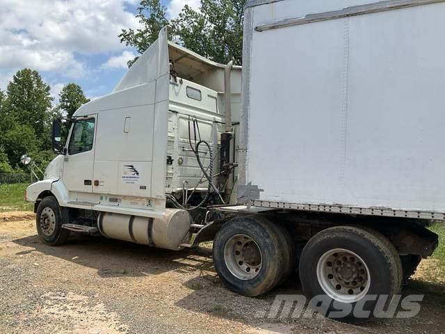 Volvo VNL Ciągniki siodłowe