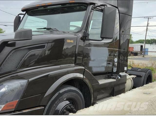 Volvo VNL Ciągniki siodłowe