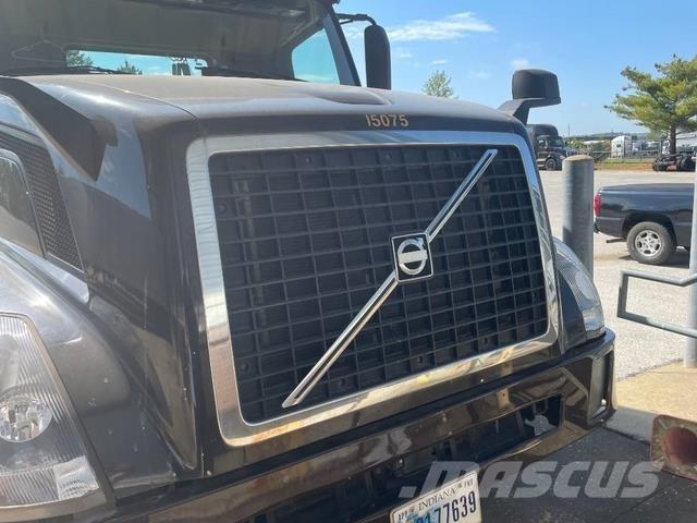 Volvo VNL Ciągniki siodłowe