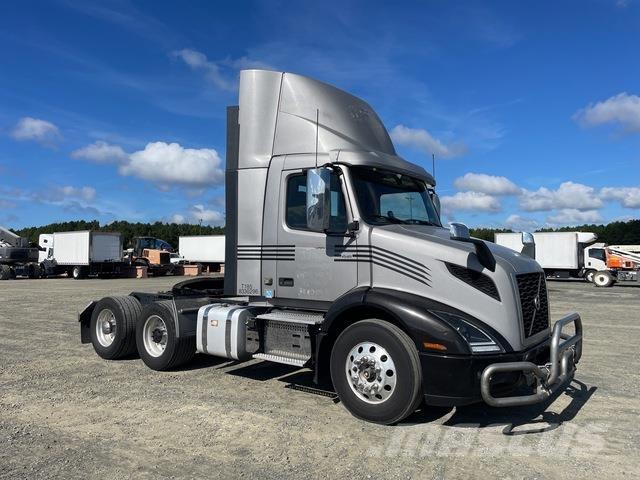 Volvo VNL 300 Ciągniki siodłowe
