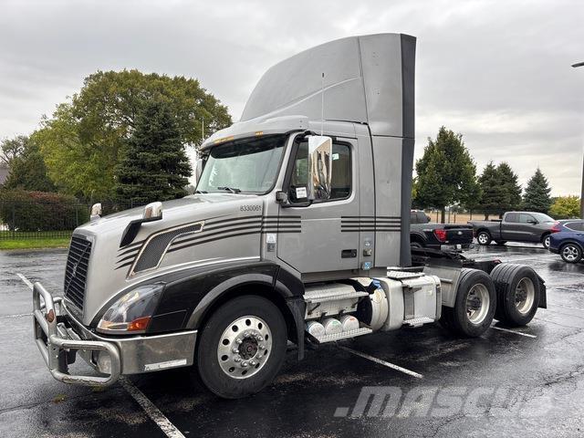 Volvo VNL 300 Ciągniki siodłowe