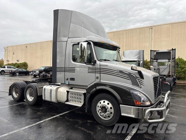 Volvo VNL 300 Ciągniki siodłowe