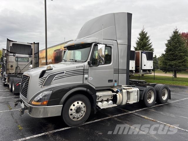 Volvo VNL 300 Ciągniki siodłowe