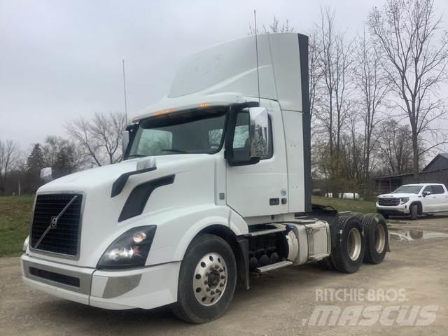 Volvo VNL300 Ciągniki siodłowe
