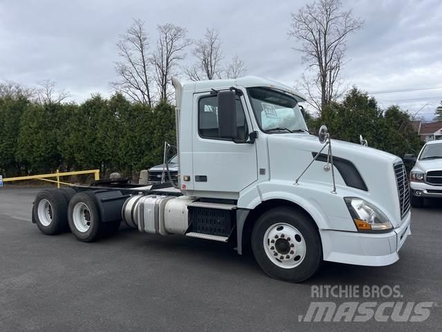 Volvo VNL64T Ciągniki siodłowe
