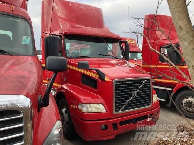 Volvo VNM42T Ciągniki siodłowe