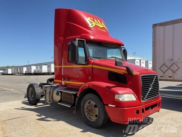 Volvo VNM42T Ciągniki siodłowe