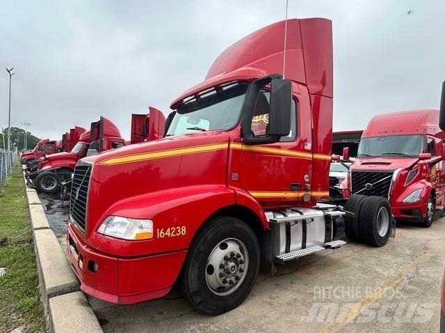Volvo VNM42T Ciągniki siodłowe