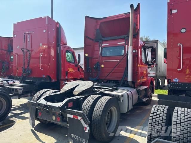 Volvo VNM42T Ciągniki siodłowe