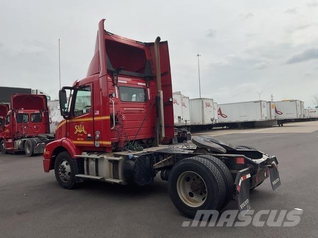 Volvo VNM42T Ciągniki siodłowe