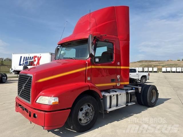 Volvo VNM42T Ciągniki siodłowe