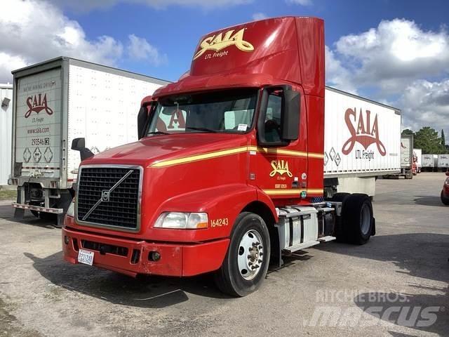 Volvo VNM42T Ciągniki siodłowe