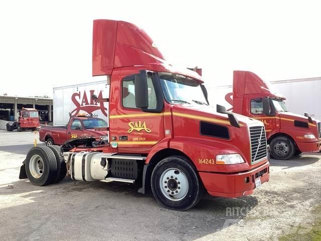 Volvo VNM42T Ciągniki siodłowe