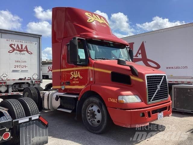 Volvo VNM42T Ciągniki siodłowe