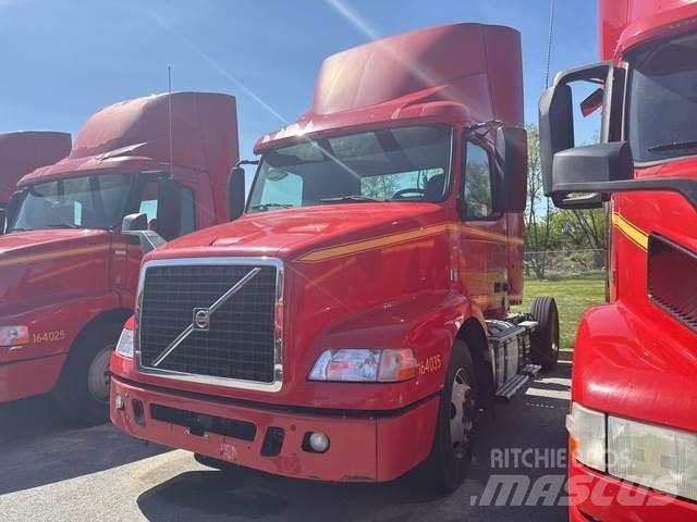 Volvo VNM42T Ciągniki siodłowe