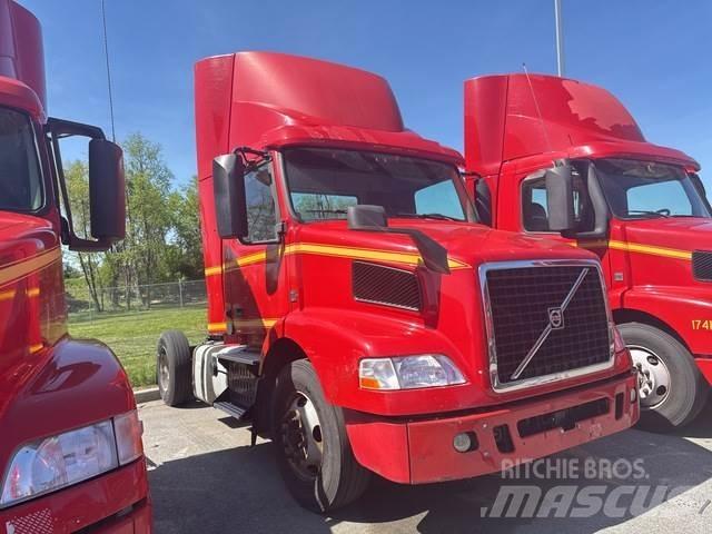 Volvo VNM42T Ciągniki siodłowe