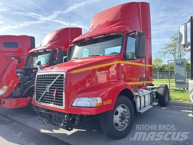Volvo VNM42T Ciągniki siodłowe