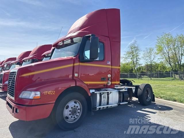 Volvo VNM42T Ciągniki siodłowe