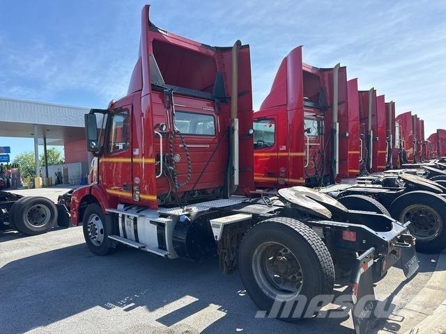 Volvo VNM42T Ciągniki siodłowe