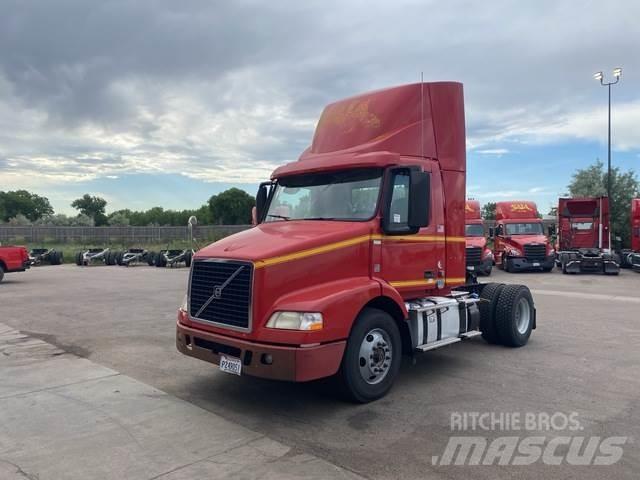Volvo VNM42T Ciągniki siodłowe