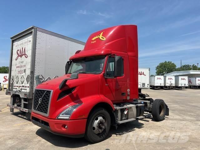 Volvo VNM42T Ciągniki siodłowe