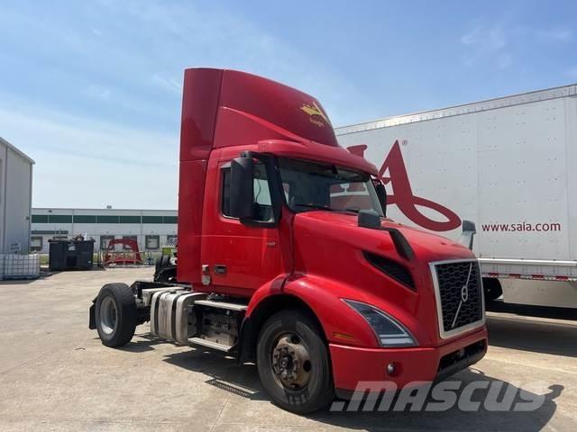 Volvo VNM42T Ciągniki siodłowe