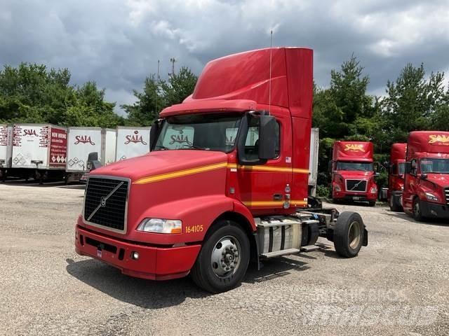 Volvo VNM42T Ciągniki siodłowe