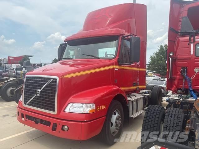 Volvo VNM42T Ciągniki siodłowe